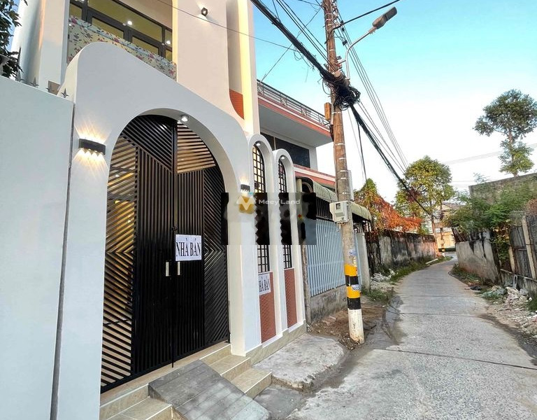 Nhà có 3 PN bán nhà bán ngay với giá ngạc nhiên 2.18 tỷ diện tích rộng 64m2 vị trí thuận lợi nằm trên Nguyễn Văn Linh, Phường 2-01