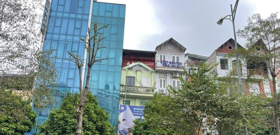 Vị trí tốt ngay Nam Từ Liêm, Hà Nội bán nhà bán ngay với giá đề xuất 29.8 tỷ có diện tích gồm 70m2 tin chính chủ