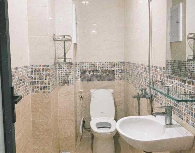 Vị trí đặt nằm tại Nhất Chi Mai, Phường 13, cho thuê chung cư giá thuê khủng 6 triệu/tháng, tổng quan bao gồm có 1 phòng ngủ, 1 WC khu vực dân cư-01