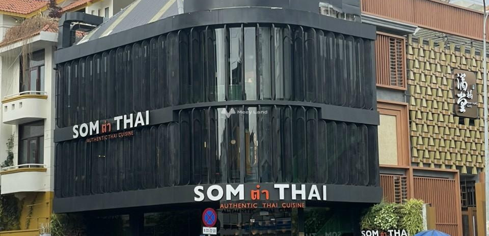 Bán nhà ở diện tích khoảng 180m2 giá bán 60 tỷ mặt tiền tọa lạc ngay tại Quận 3, Hồ Chí Minh