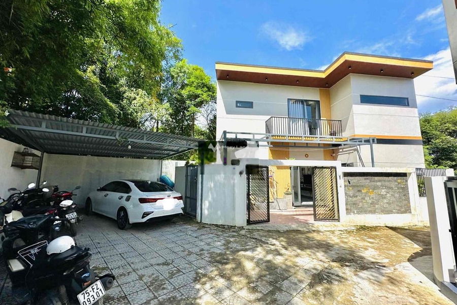 Nhà gồm 3 PN bán nhà ở có diện tích chung là 93m2 bán ngay với giá mua liền từ 2.57 tỷ vị trí mặt tiền tọa lạc gần Thủy Xuân, Huế, hướng Nam-01