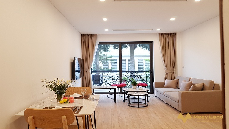 Cho thuê căn hộ dịch vụ tại Từ Hoa, Tây Hồ, 120m2, 2 phòng ngủ, ban công, đầy đủ nội thất mới hiện đại-01