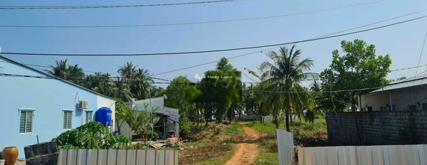 Giá bán đề cử 37.5 tỷ bán đất với diện tích thực 8400m2 vị trí tiện lợi ngay tại Hàm Ninh, Kiên Giang, hướng Đông Nam-03