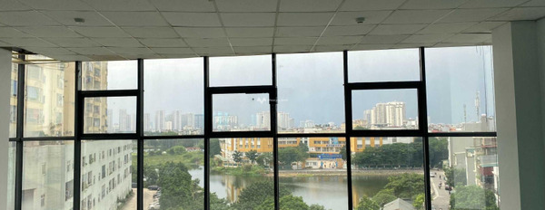 Vị trí hấp dẫn ngay tại Hoàng Mai, Hà Nội cho thuê sàn văn phòng 18 triệu/tháng 170m2, hướng Đông nội thất năng động Không nội thất.-03