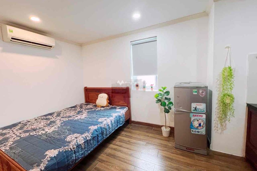 Chung cư 1 phòng ngủ, cho thuê căn hộ vị trí thuận lợi Phường 13, Hồ Chí Minh, trong nhìn tổng quan gồm 1 phòng ngủ, 1 WC giá tốt nhất-01