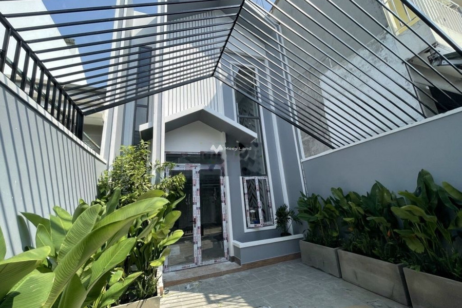 Bán nhà tọa lạc ngay ở Thạnh Xuân, Hồ Chí Minh bán ngay với giá hợp lý 4.75 tỷ diện tích rộng 93m2, hướng Đông Nam tổng quan căn nhà này có 3 PN-01