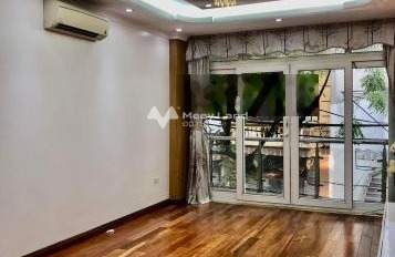 Hướng KXĐ, bán nhà có diện tích chính 55m2 vị trí đẹp tọa lạc ở Nguyễn Văn Trỗi, Hà Nội bán ngay với giá hạt dẻ 8 tỷ lộ nhựa ngang 11 mét, 4 WC-03