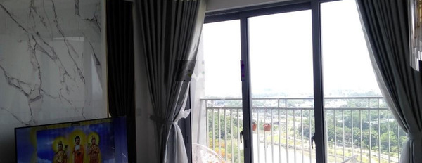 Trong căn hộ gồm có 2 phòng ngủ, cho thuê căn hộ vị trí đẹp tọa lạc ngay ở Quận 2, Hồ Chí Minh, 2 WC dọn vào ở ngay-02