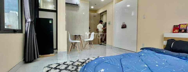 Căn hộ 1 PN, cho thuê căn hộ vị trí ngay trên Huỳnh Tịnh Của, Phường 9, trong căn hộ nhìn chung gồm 1 PN, 1 WC bãi đậu xe rộng-03