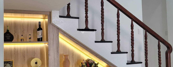 Tổng quan gồm 3 PN, bán nhà ở diện tích rộng 81.4m2 bán ngay với giá cực kì tốt chỉ 4.95 tỷ vị trí thuận lợi tọa lạc gần Hòa Thuận Tây, Hải Châu-03