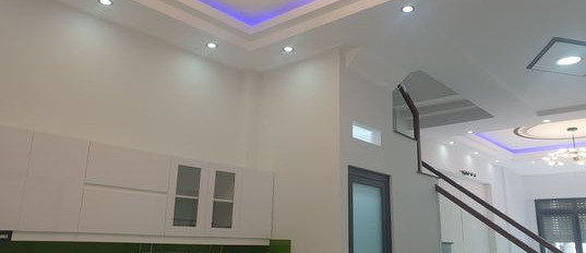 Bán gấp nhà đẹp 90m2, Bình Thạnh, giá chỉ 8,5 tỷ nhà nằm trên trục đường huyết mạch của Quận Bình Thạnh-02