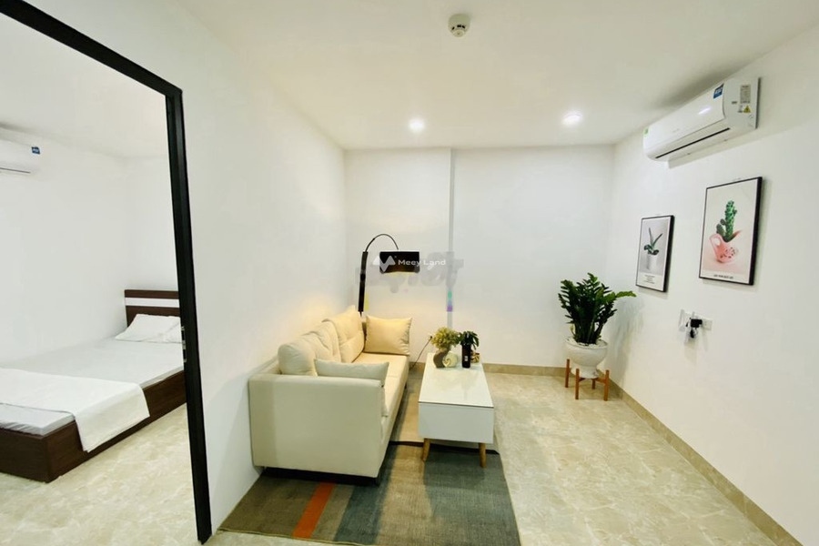 Vị trí đẹp nằm ngay Nguyễn Văn Tuyết, Đống Đa, cho thuê chung cư giá thuê êm 6.5 triệu/tháng, trong căn hộ 1 phòng ngủ, 1 WC ban công view đẹp-01
