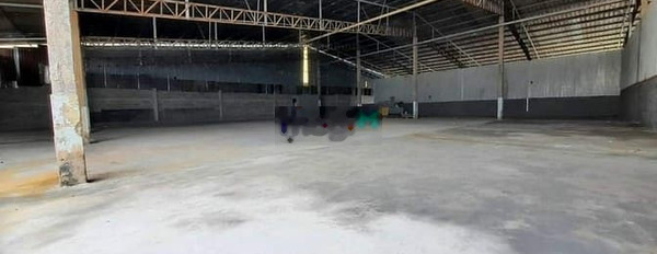  Xưởng cho thuê dt 1100m2 giá 52tr Tô Ngọc Vân Q12 -03