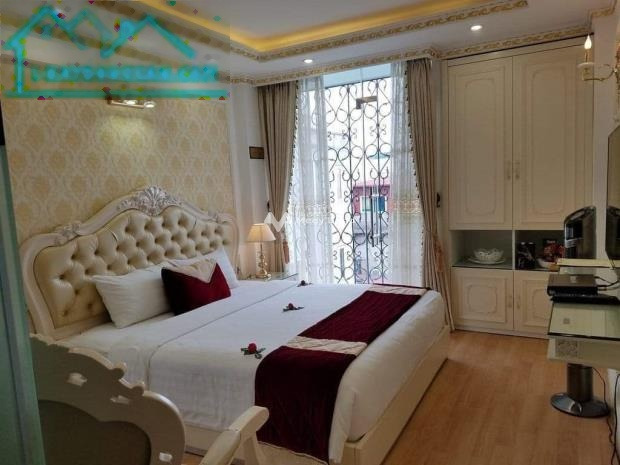 Bán khách sạn có diện tích sàn 70m2 vị trí đặt ở Hàng Buồm, Hà Nội-01