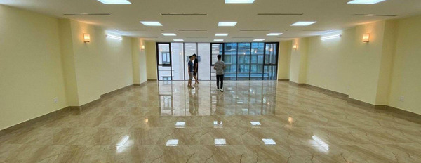 Bán tòa nhà văn phòng Lạc Long Quân, xây 2022, 8 tầng, 1 hầm, mặt tiền 13m, giá 82 tỷ-03