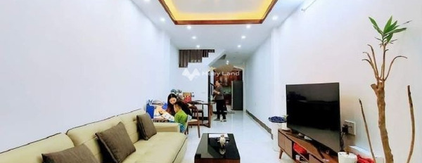 Tại Đốc Ngữ, Hà Nội, cho thuê biệt thự, giá thuê hợp lý 20 triệu/tháng với diện tích tiêu chuẩn 150m2, căn nhà gồm 6 PN giá mềm sinh viên-02