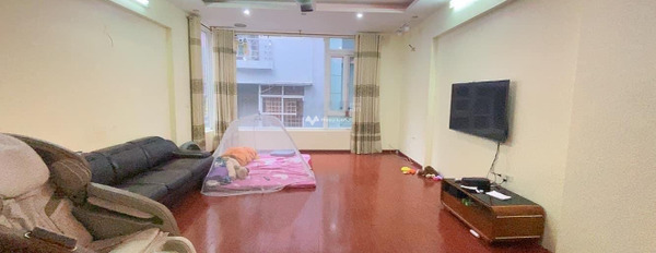 Nhà gồm 5 PN bán nhà ở diện tích rộng 64m2 bán ngay với giá cực sốc chỉ 8.7 tỷ nằm ở Nguyễn Thái Học, Quang Trung-02