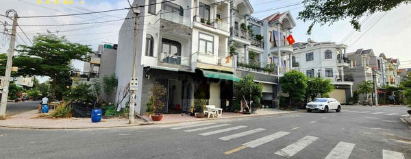 Nhà 2 lầu KDC gần đường Lê Hồng Phong p.Tân Bình Dĩ An -02