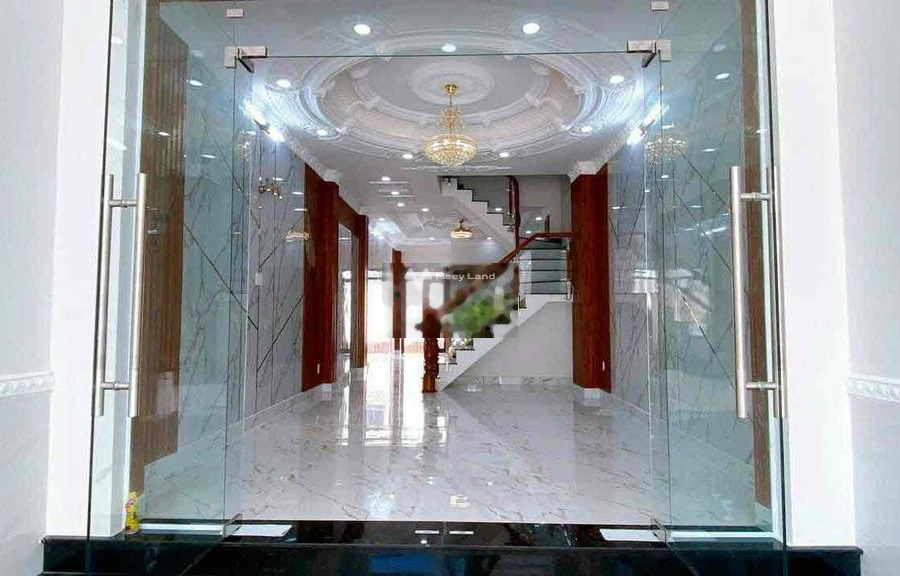 Nhà 4 phòng ngủ bán nhà ở diện tích rộng 104m2 giá bán đàm phán 5.7 tỷ vị trí thuận lợi nằm tại Nguyễn Văn Tạo, Hồ Chí Minh-01