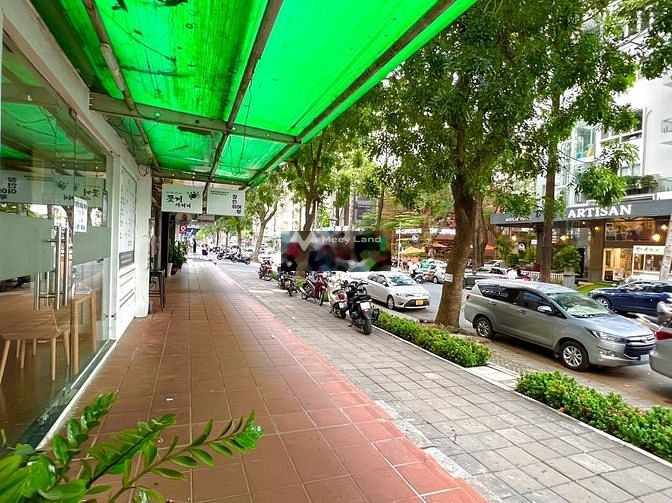 Cần xoay sở tiền bán shophouse dt 173m2 bán ngay với giá cực tốt 26 tỷ vị trí thuận lợi tọa lạc ngay Nguyễn Văn Linh, Tân Phong ban công view đẹp-01