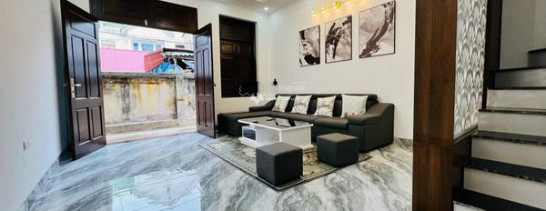 Nhà gồm 4 phòng ngủ bán nhà bán ngay với giá siêu khủng chỉ 2.65 tỷ diện tích chuẩn 34m2 vị trí mặt tiền tọa lạc gần Thanh Trì, Hà Nội-02