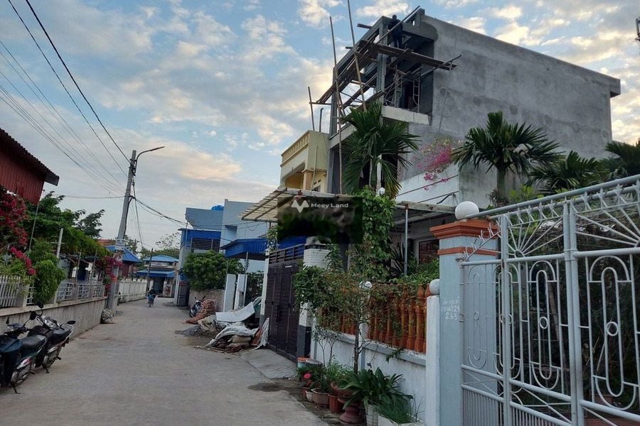 Ở Lam Sơn, Hưng Yên, bán nhà, bán ngay với giá cực sốc 1.65 tỷ diện tích 5999m2, tổng quan bên trong ngôi nhà 2 phòng ngủ cảm ơn đã xem tin-01