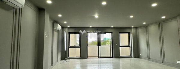 Nhà có 4 PN bán nhà ở có diện tích 147m2 bán ngay với giá thực tế chỉ 30 tỷ vị trí mặt tiền nằm ở Hiệp Bình, Thủ Đức-03