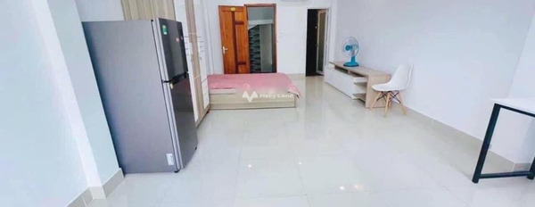Cho thuê căn hộ có diện tích tổng là 50m2 vị trí thuận lợi nằm ở Nguyễn Đình Chính, Phú Nhuận giá thuê mua liền 7 triệu/tháng-03
