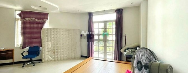 36 tỷ, bán liền kề diện tích gồm 600m2 vị trí đặt ngay tại Phan Đăng Lưu, Hồ Chí Minh, tổng quan nhà gồm 6 PN, 6 WC giao thông đông đúc-02