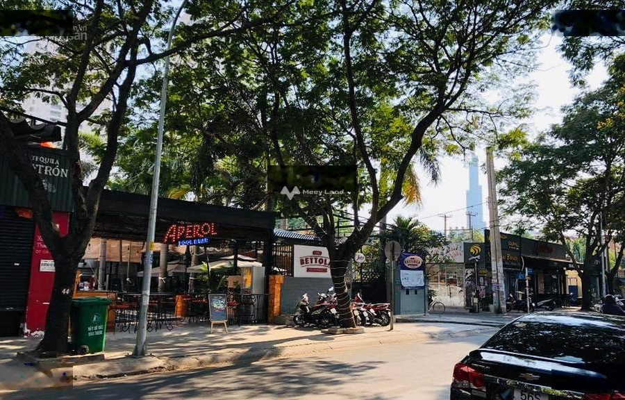Vị trí mặt tiền tọa lạc ngay tại Quận 2, Hồ Chí Minh bán nhà bán ngay với giá hữu nghị từ 50 tỷ tổng quan gồm có 2 PN 4 WC-01