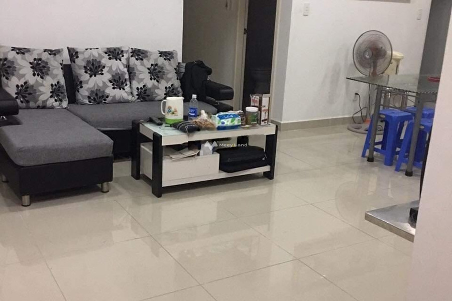 Bán chung cư mặt tiền tọa lạc tại Phong Phú, Hồ Chí Minh, trong căn hộ gồm có 2 phòng ngủ, 2 WC bãi đậu xe rộng-01