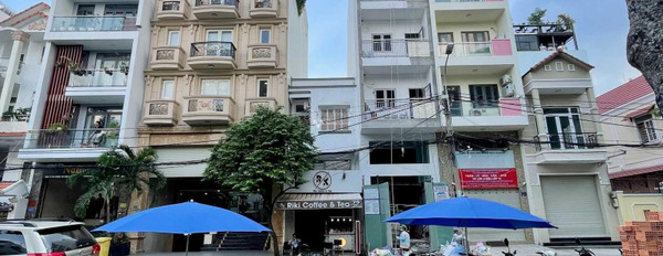 Bán nhà ở diện tích chuẩn 73m2 bán ngay với giá sang tên 14 tỷ tọa lạc ngay Quận 7, Hồ Chí Minh-03