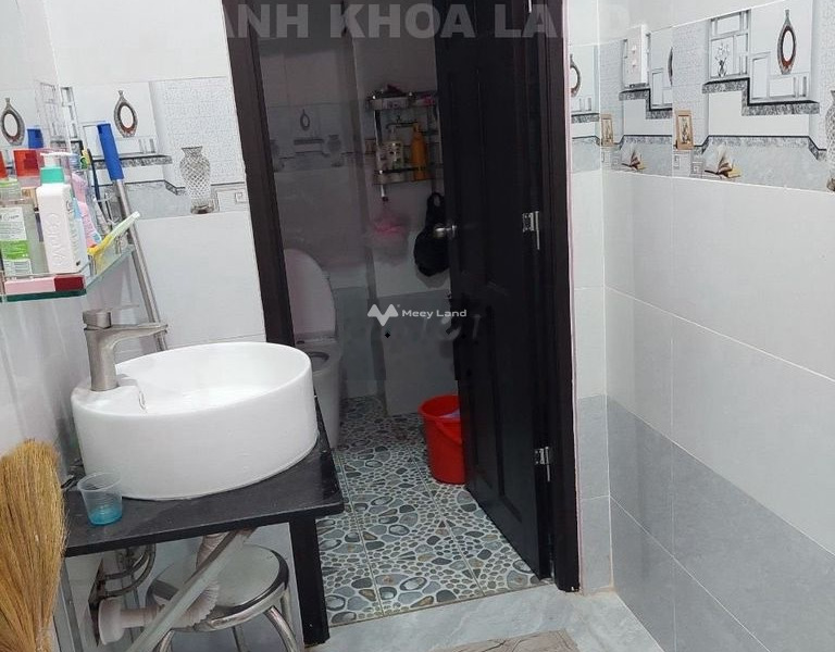 Căn nhà gồm 3 PN, bán nhà ở có diện tích 112m2 bán ngay với giá đặc biệt 7.5 tỷ vị trí thuận lợi tọa lạc ngay trên Linh Trung, Hồ Chí Minh-01