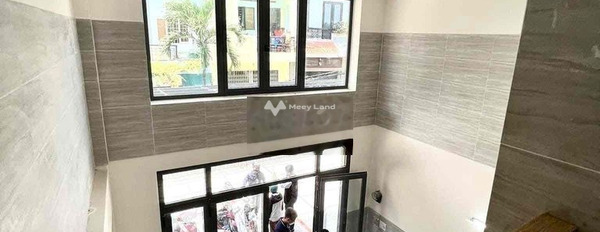 Nhà có 3 PN, cho thuê nhà, thuê ngay với giá vô cùng rẻ chỉ 10 triệu/tháng có diện tích quy ước 60m2 tại Phường 27, Hồ Chí Minh-03