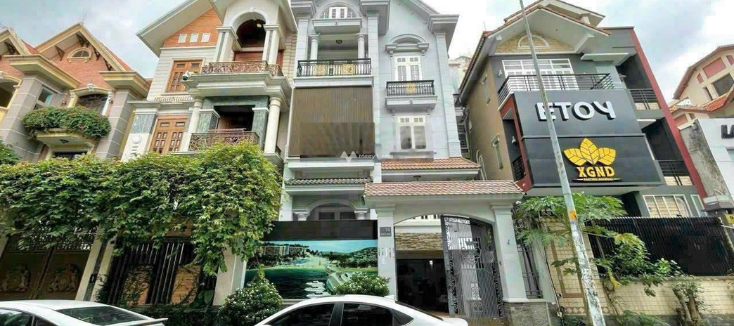 Cho thuê nhà, thuê ngay với giá giao động 75 triệu/tháng diện tích rất rộng 150m2 ngay tại Hoa Phượng, Hồ Chí Minh