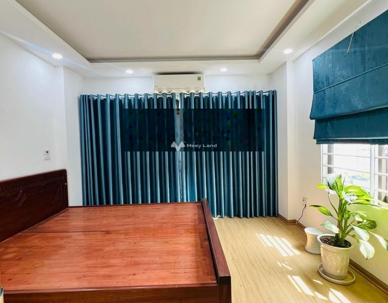 Nằm ở Hoàng Liệt, Hà Nội, bán nhà, bán ngay với giá gốc 5 tỷ diện tích rộng 43m2, trong nhà này gồm có 4 phòng ngủ cảm ơn bạn đã đọc tin.-01