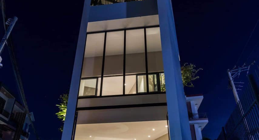 Bán biệt thự 4 tầng siêu đẹp mặt tiền Phú Nông - Nha Trang giá 13,5 tỷ