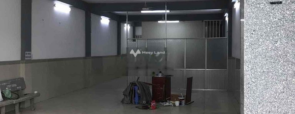 Nhà có 3 PN cho thuê nhà ở diện tích vừa phải 150m2 giá thuê siêu mềm từ 13 triệu/tháng vị trí thuận lợi tọa lạc trên Đường Số, Hóc Môn-02