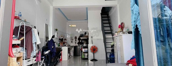 Cho thuê nhà vị trí ngay tại Đồng Tâm, Hồ Chí Minh, thuê ngay với giá siêu mềm 1 triệu/tháng có một diện tích 32m2, căn nhà gồm có tất cả 1 phòng ngủ-03