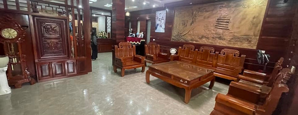 Bán nhà 3 tầng đẹp xây mới năm 2019 khối 1 phường Quán Bàu, Vinh, Nghệ An-03