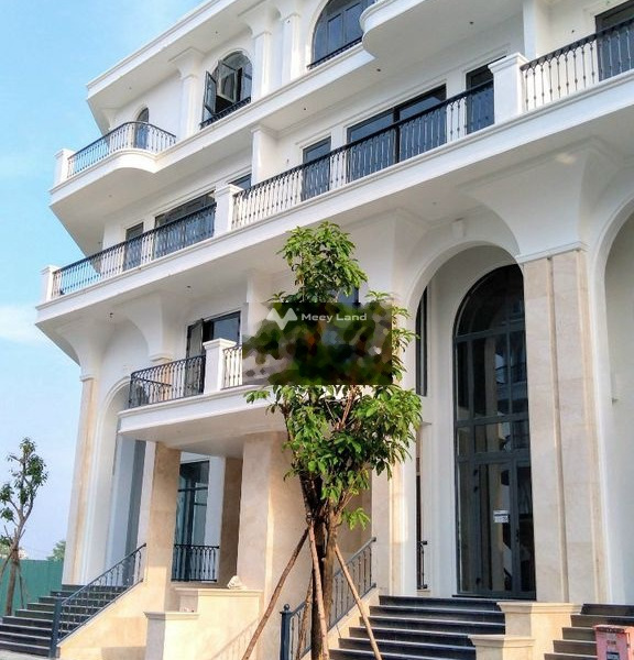 Nhà gồm 4 phòng ngủ bán nhà bán ngay với giá vô cùng rẻ 12.5 tỷ có diện tích 1025m2 vị trí nằm ngay Hiệp Bình Phước, Hồ Chí Minh-01
