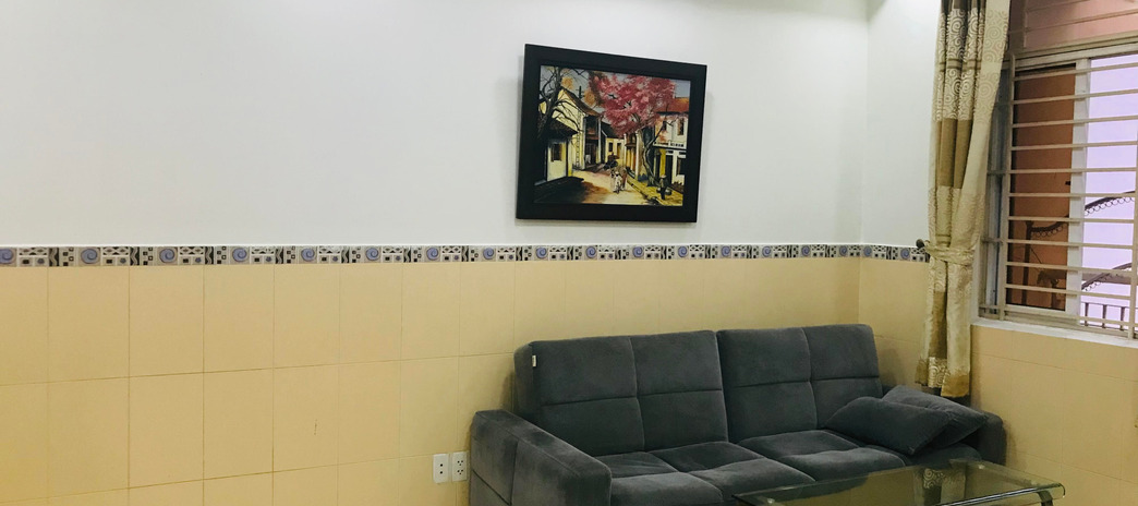 Cho thuê căn hộ chung cư Phú Thọ, Quận 11, 62m2, 2 phòng ngủ, nội thất, mới sơn đẹp