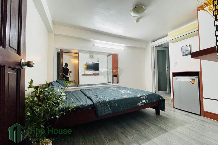 Vị trí tốt ở Hoa Đào, Hồ Chí Minh cho thuê nhà thuê ngay với giá cực sốc chỉ 45 triệu/tháng, ngôi nhà bao gồm có 10 phòng ngủ, 6 WC-01