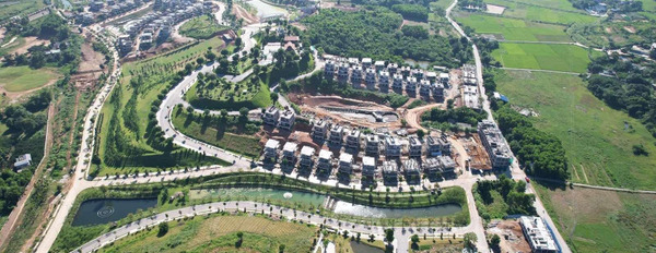 4.1 tỷ, bán liền kề diện tích mặt tiền 130m2 vị trí thuận lợi gần Lương Sơn, Hòa Bình, ngôi nhà có tất cả 6 PN, 7 WC ban công view đẹp-03