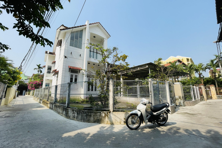 Bán nhà có diện tích 200m2 mặt tiền nằm ở Hội An, Quảng Nam bán ngay với giá hữu nghị 5.99 tỷ-01