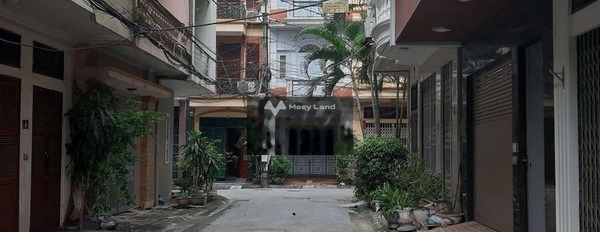 Cho thuê nhà ngay Phạm Tuấn Tài, Hà Nội. Diện tích 55m2, giá 20 triệu/tháng-03