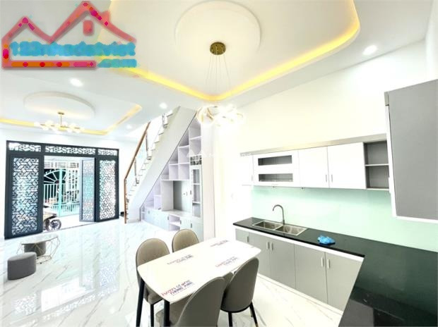 Bán nhà vị trí đặt ngay trung tâm Biên Hòa, Đồng Nai bán ngay với giá vô cùng rẻ chỉ 3.2 tỷ diện tích gồm 130m2 trong nhà này gồm có 3 phòng ngủ-01