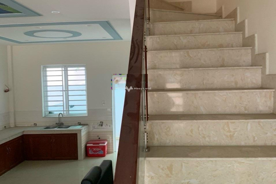 Bán nhà diện tích chuẩn 80m2 vị trí hấp dẫn Thủ Dầu Một, Bình Dương bán ngay với giá cực rẻ 2.8 tỷ-01