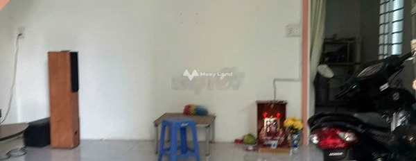 Có diện tích sàn 90m2, cho thuê nhà ở tọa lạc gần Bửu Hòa, Đồng Nai, nhà này gồm có 3 phòng ngủ khách có thiện chí liên hệ ngay-02