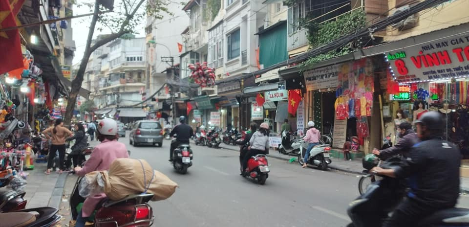 Bán nhà mặt phố Lương Văn Can, Hoàn Kiếm 53m2, 30 tỷ